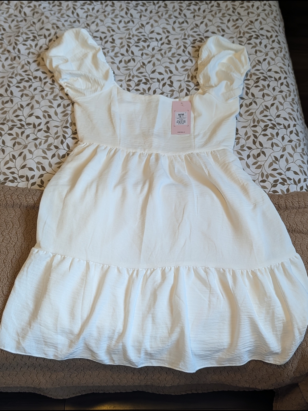 Streetwear Society Cream Puff-Sleeve Mini Dress (White)